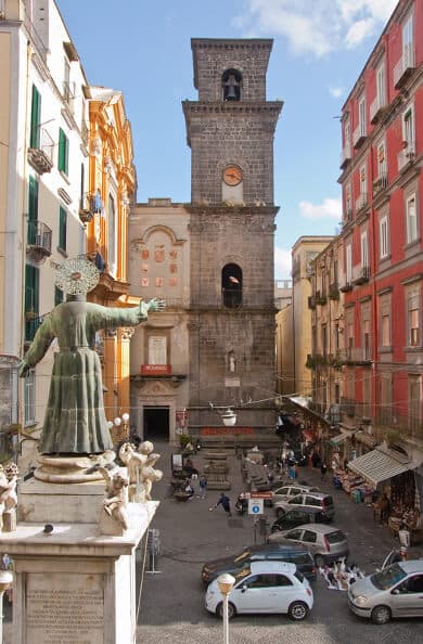 Gadeliv i Napoli Gadeliv i Napoli
