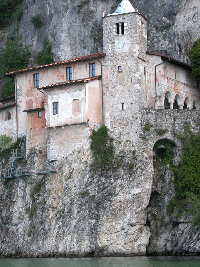 Santa Caterina del Sasso