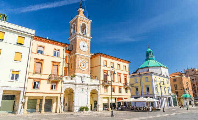 Piazza Tre Martiri, Riminis hjerte