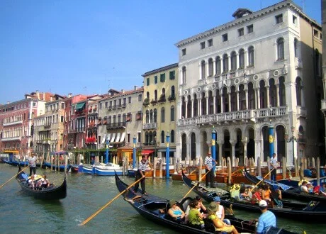 Gondoler i Venedig