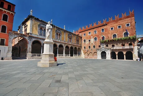 Piazza dei Signori – den smukkeste plads i Verona